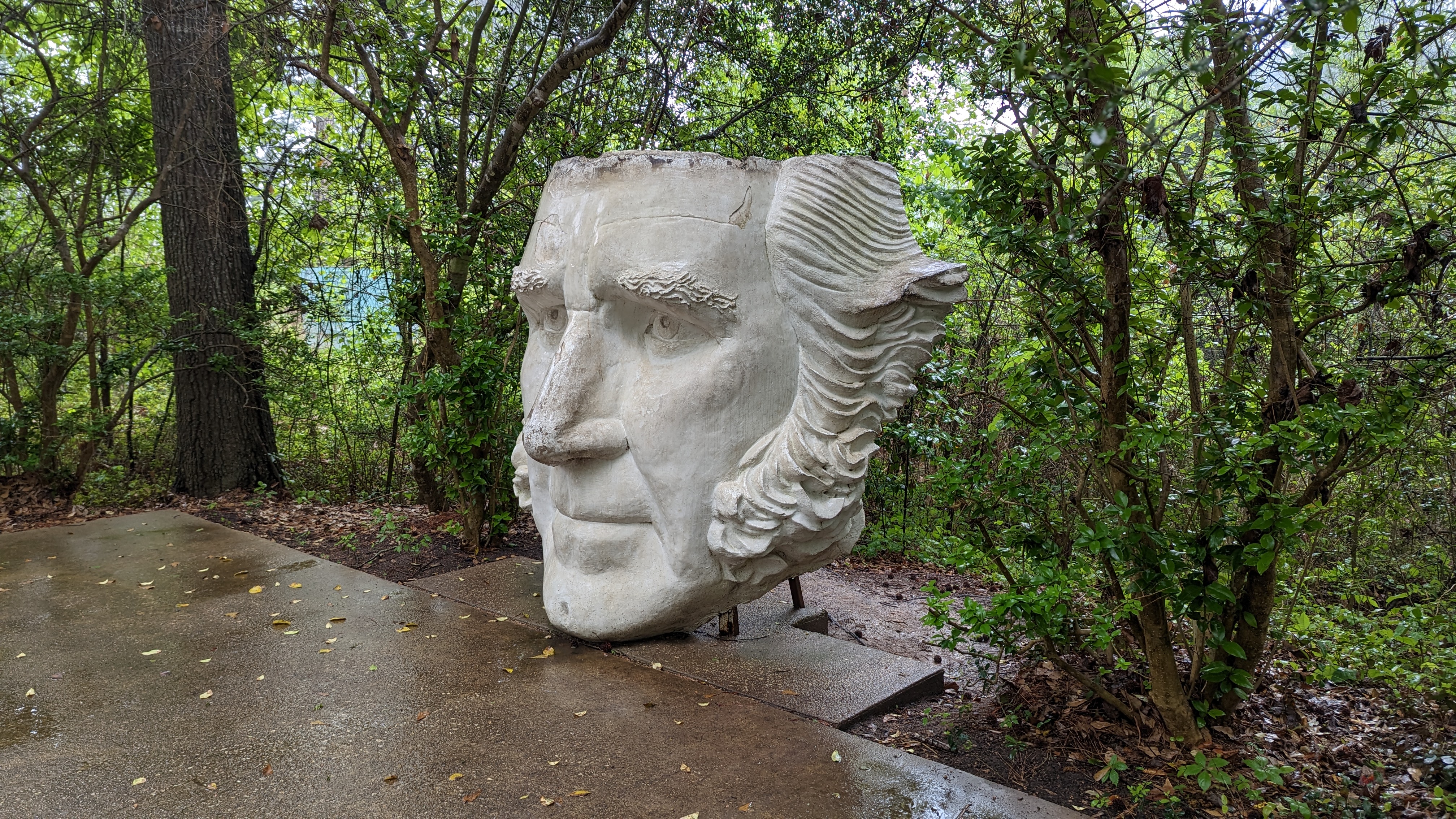 Giant Sam Houston Statue